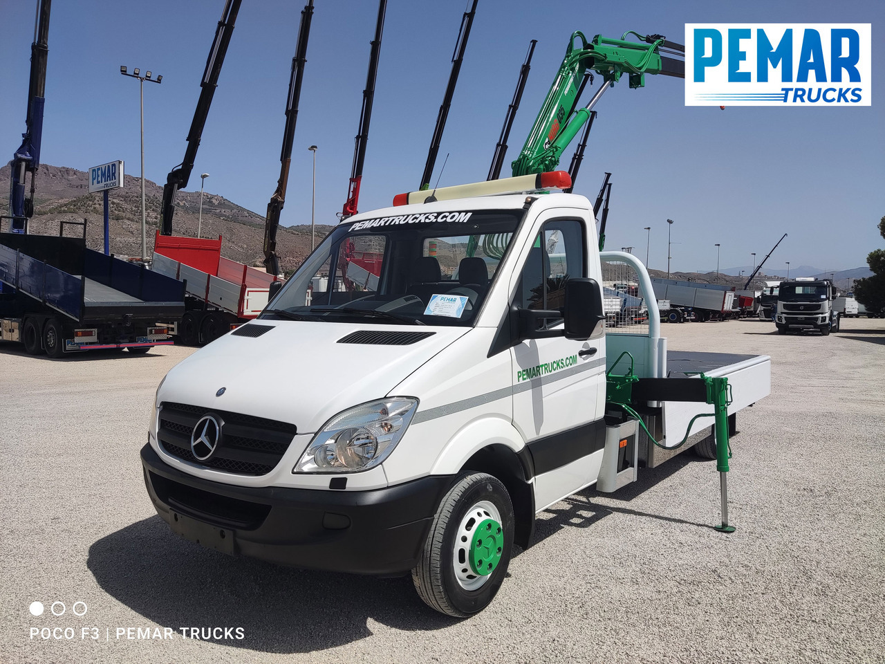 MERCEDES-BENZ SPRINTER 515 CDI GRUA CAJA FIJA 150 CV - شاحنات مسطحة, شاحنة كرين: صورة 1 MERCEDES-BENZ SPRINTER 515 CDI GRUA CAJA FIJA 150 CV - شاحنات مسطحة, شاحنة كرين: صورة 1