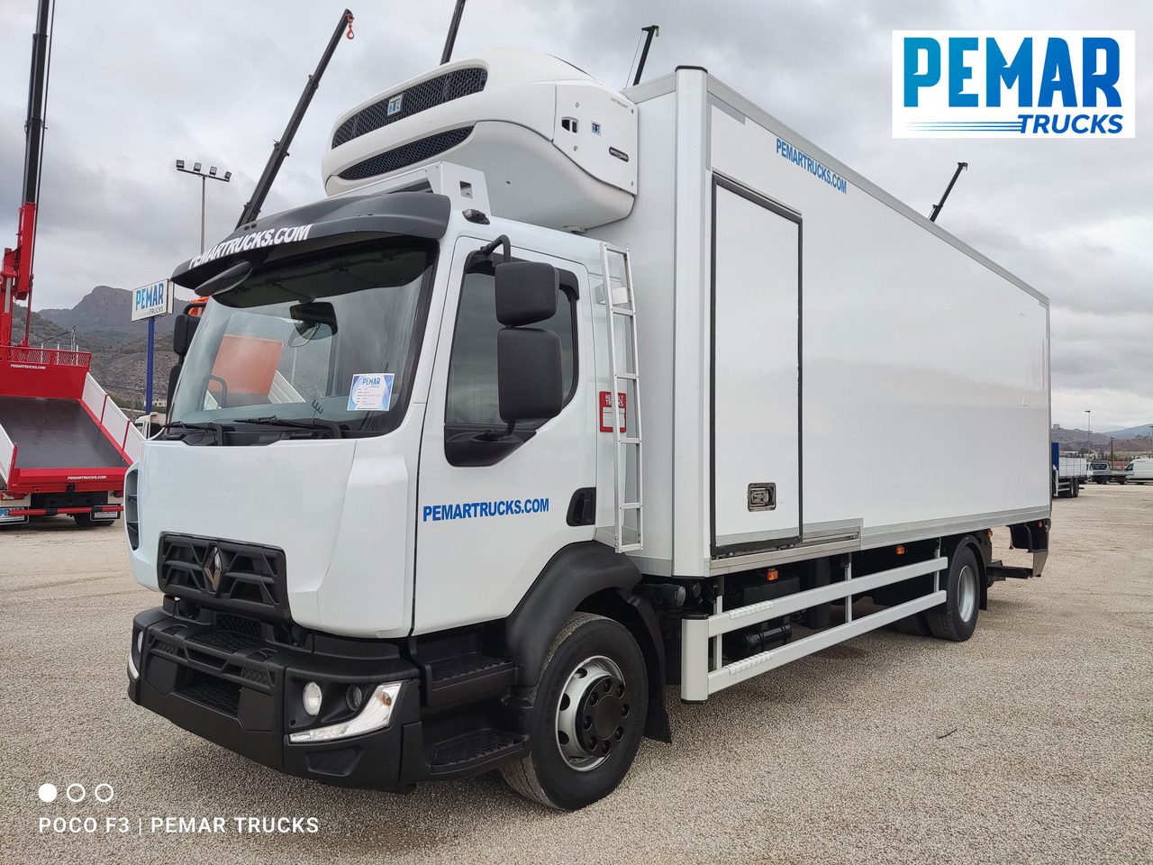 RENAULT MIDLUM D16 240 EURO 6 - شاحنة الفريزر: صورة 1 RENAULT MIDLUM D16 240 EURO 6 - شاحنة الفريزر: صورة 1