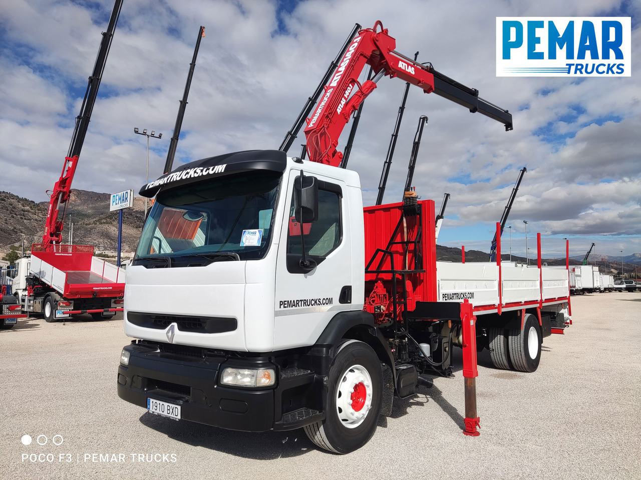 RENAULT PREMIUM 270 DCI GRUA CAJA FIJA - شاحنة كرين: صورة 1 RENAULT PREMIUM 270 DCI GRUA CAJA FIJA - شاحنة كرين: صورة 1