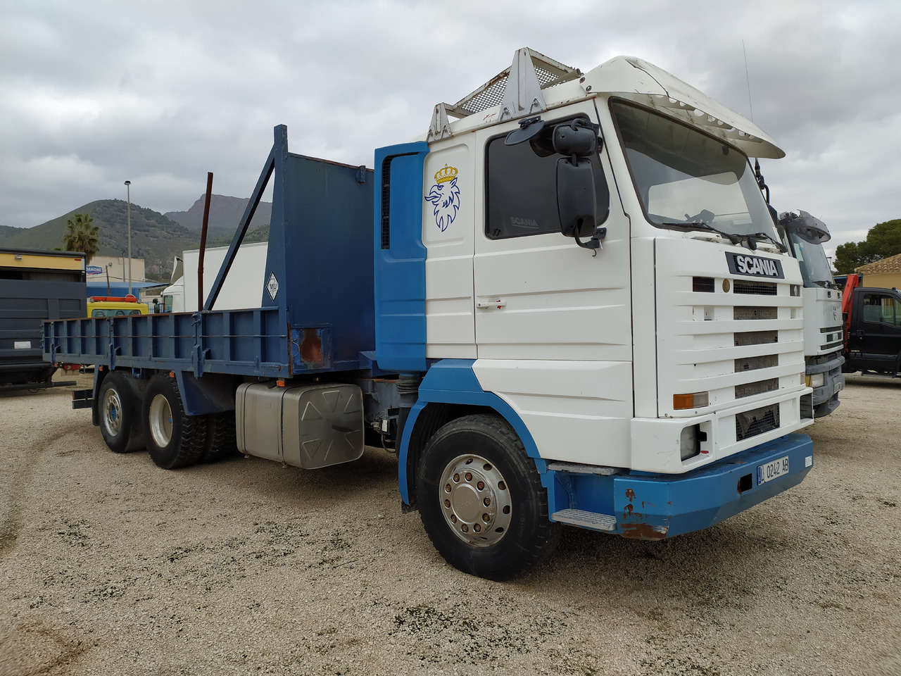 SCANIA 143 420 BASCULANTE - شاحنة قلاب: صورة 3 SCANIA 143 420 BASCULANTE - شاحنة قلاب: صورة 3