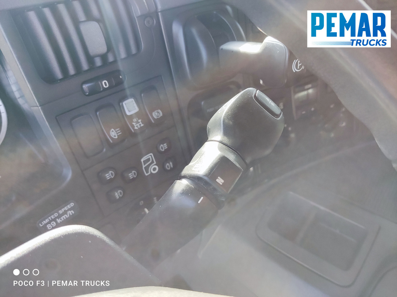 شاحنة كرين SCANIA P 250 GRUA CAJA FIJA: صورة 30 شاحنة كرين SCANIA P 250 GRUA CAJA FIJA: صورة 30