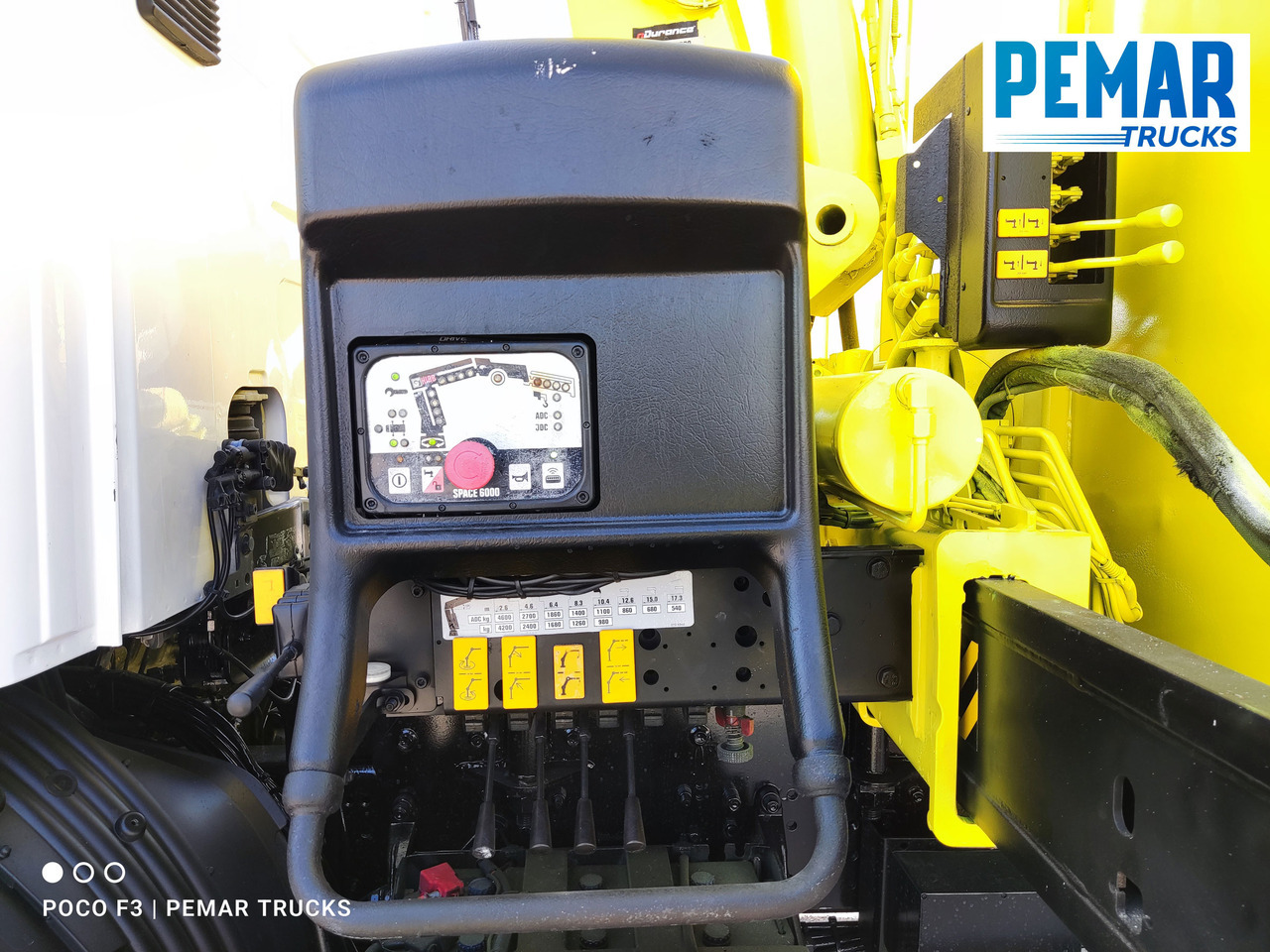 شاحنة كرين SCANIA P 250 GRUA CAJA FIJA: صورة 19 شاحنة كرين SCANIA P 250 GRUA CAJA FIJA: صورة 19