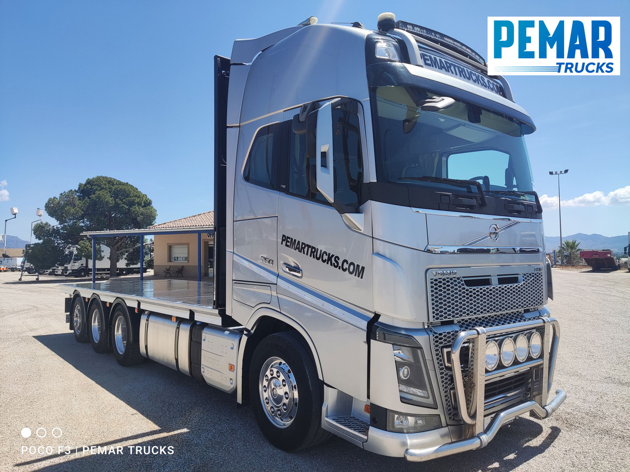 VOLVO FH16 750 8X4 PLATAFORMA CAJA ABIERTA - شاحنات مسطحة: صورة 3 VOLVO FH16 750 8X4 PLATAFORMA CAJA ABIERTA - شاحنات مسطحة: صورة 3