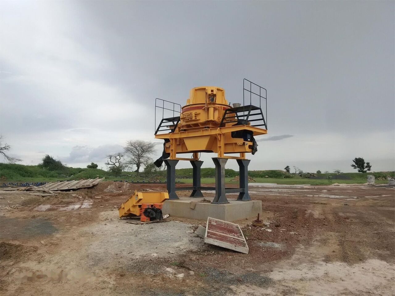 Kinglink 250-300 TPH Stationary Basalt Stone Crushing Plant - كسارة: صورة 2 Kinglink 250-300 TPH Stationary Basalt Stone Crushing Plant - كسارة: صورة 2