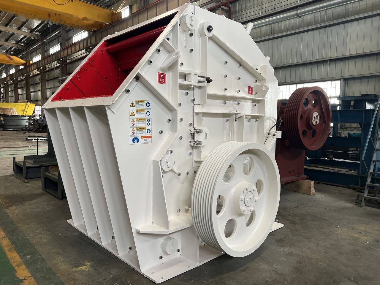 Kinglink 250TPH Hydraulic Limestone Tertiary Impact Crusher KPF1416 - كسارة التصادمية: صورة 4 Kinglink 250TPH Hydraulic Limestone Tertiary Impact Crusher KPF1416 - كسارة التصادمية: صورة 4