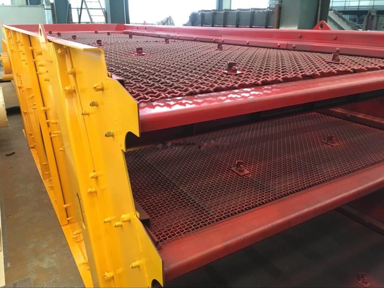 Kinglink 3YK2160 Aggregates and Stone Vibrating Screen | 300TPH - فرازة: صورة 5 Kinglink 3YK2160 Aggregates and Stone Vibrating Screen | 300TPH - فرازة: صورة 5