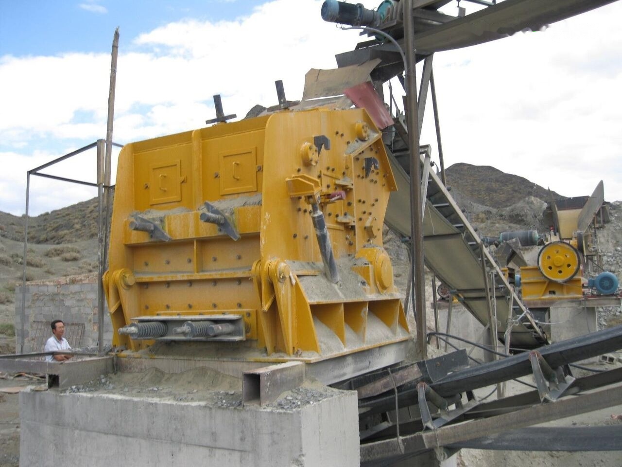 Kinglink Impact Crusher PF1315 - كسارة التصادمية: صورة 5 Kinglink Impact Crusher PF1315 - كسارة التصادمية: صورة 5