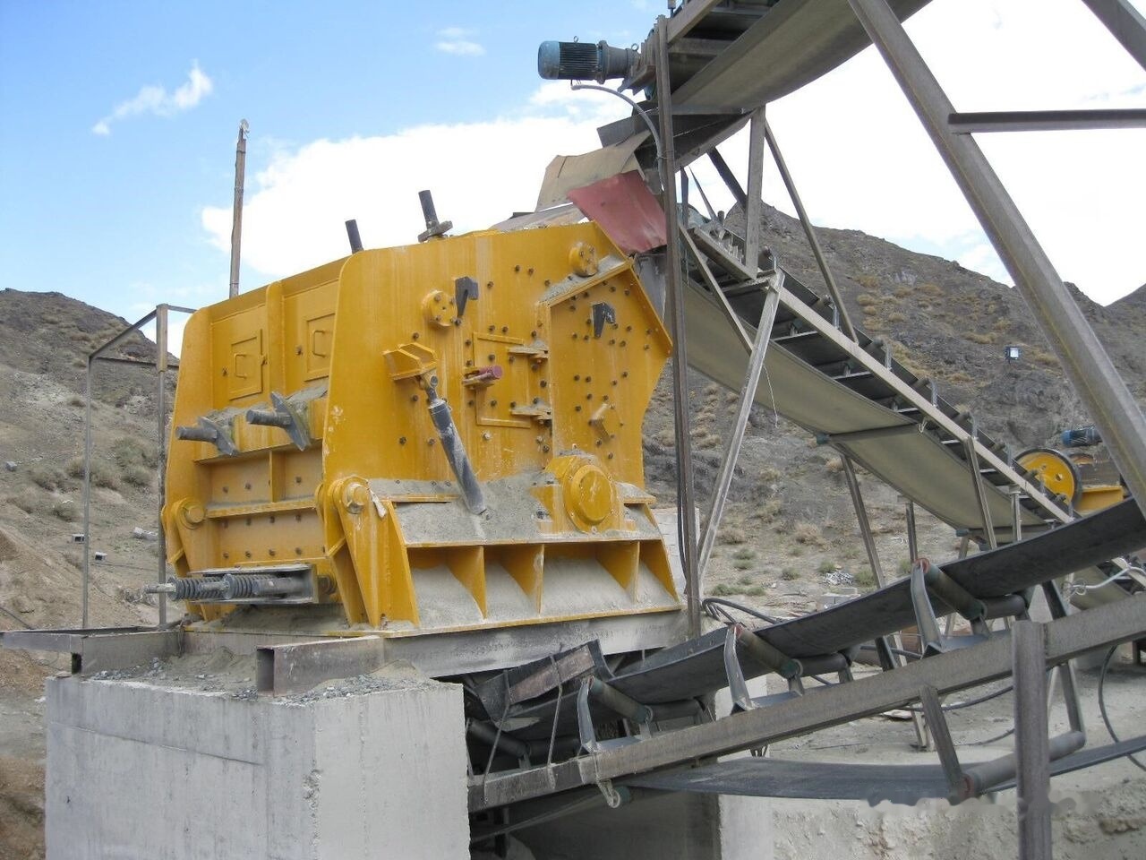 Kinglink Impact Crusher PF1315 - كسارة التصادمية: صورة 1 Kinglink Impact Crusher PF1315 - كسارة التصادمية: صورة 1