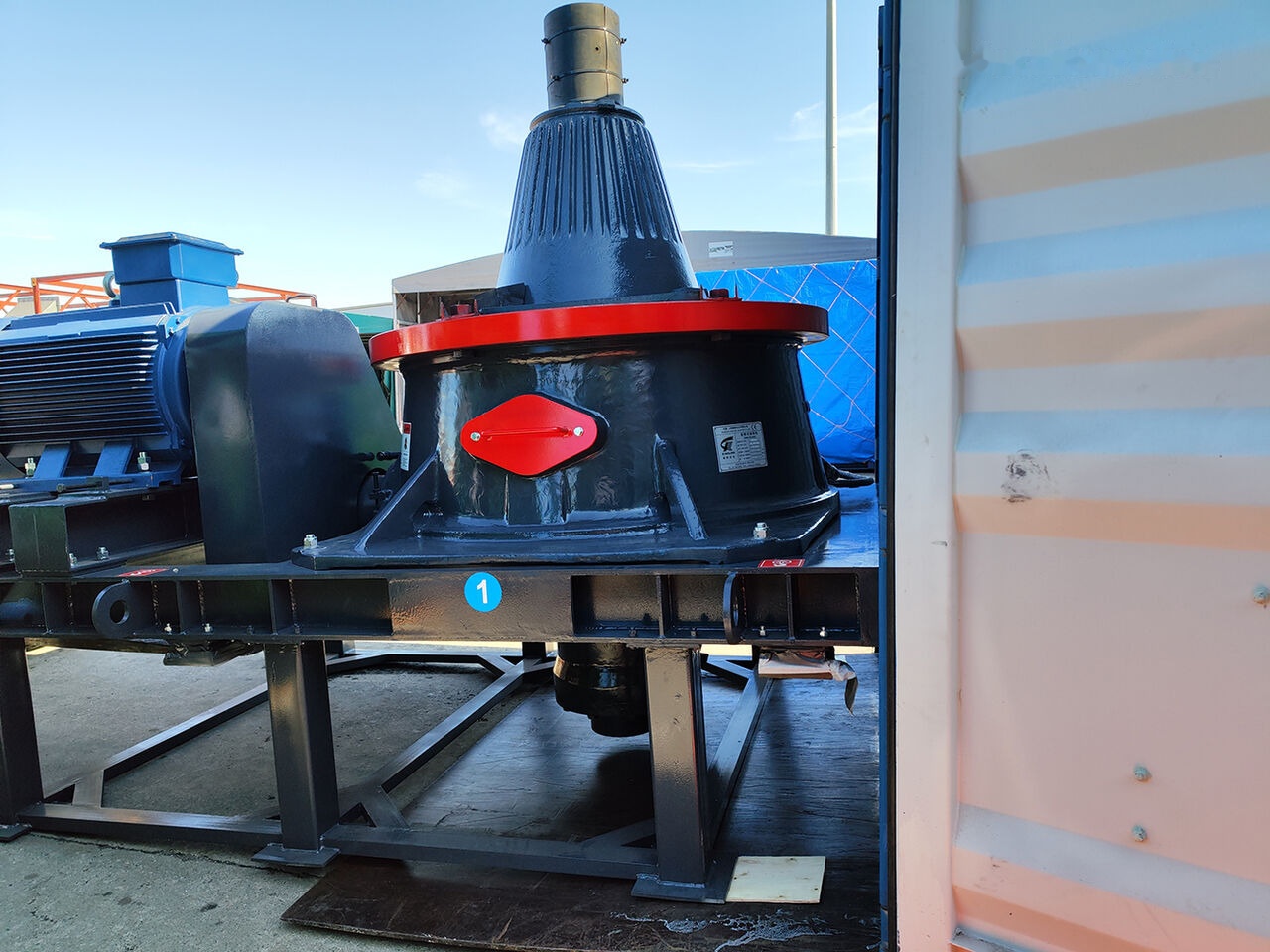 Kinglink KCS430 Hydraulic Cone Crusher - كسارة مخرو: صورة 2 Kinglink KCS430 Hydraulic Cone Crusher - كسارة مخرو: صورة 2