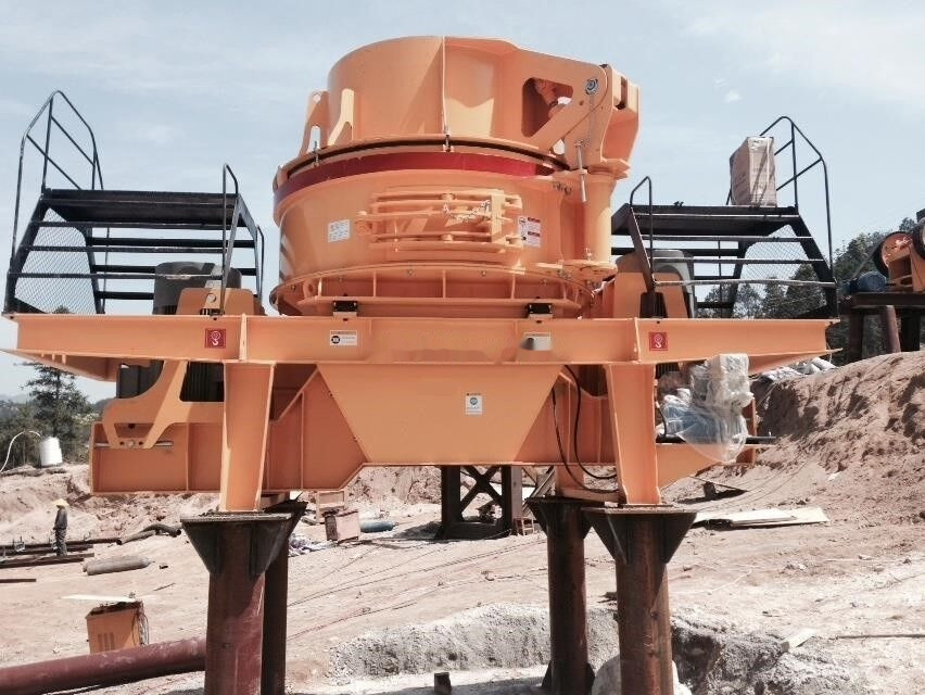 Kinglink KL10 Vertical Shaft Impact Crusher | 100TPH - كسارة التصادمية: صورة 1 Kinglink KL10 Vertical Shaft Impact Crusher | 100TPH - كسارة التصادمية: صورة 1