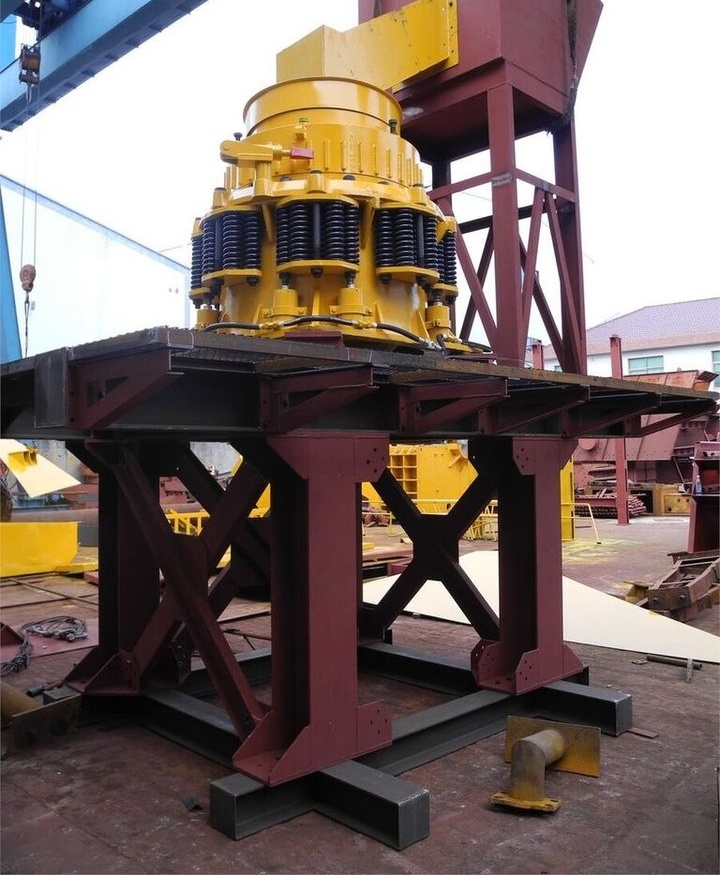 Kinglink KLC1000 100TPH Silex Stone Cone Crusher - كسارة مخرو: صورة 4 Kinglink KLC1000 100TPH Silex Stone Cone Crusher - كسارة مخرو: صورة 4