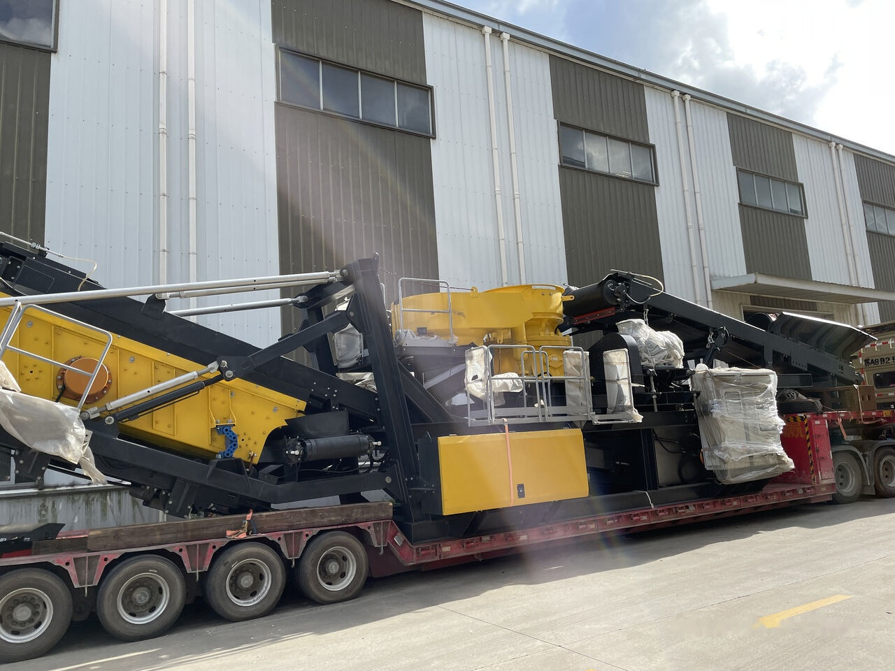 Kinglink Modular Skid Mounted CH430 Cone Crusher Plant - كسارة مخرو: صورة 3 Kinglink Modular Skid Mounted CH430 Cone Crusher Plant - كسارة مخرو: صورة 3