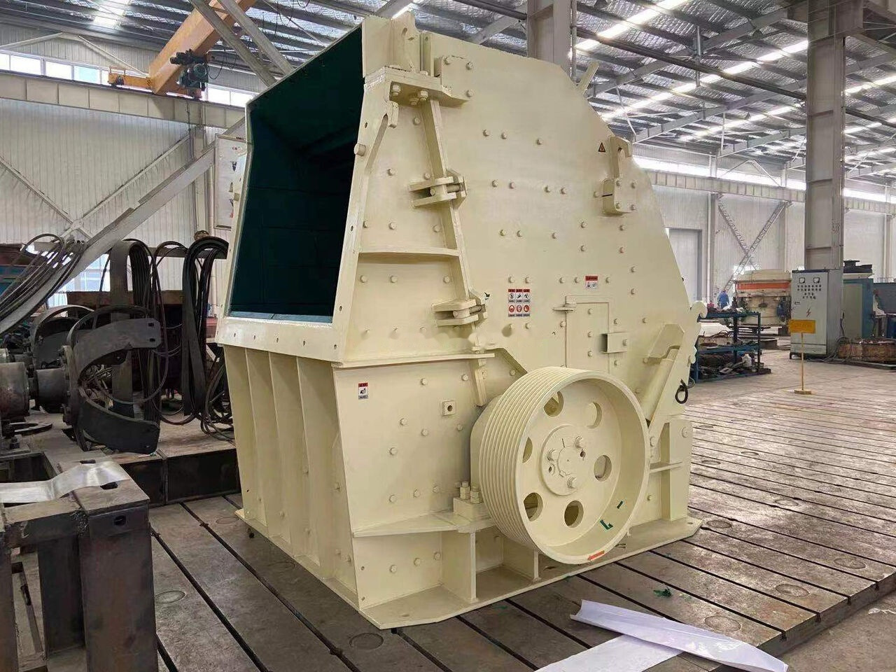 Kinglink NP1415 Impact Crusher - كسارة التصادمية: صورة 1 Kinglink NP1415 Impact Crusher - كسارة التصادمية: صورة 1