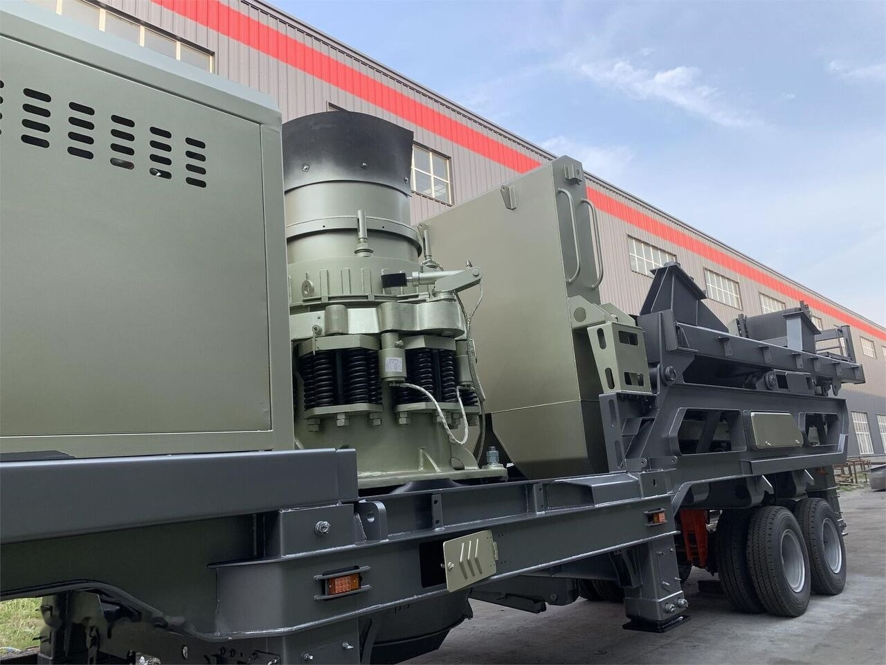 Kinglink Portable Cone Crusher KL3S1860C130 - كسارة مخرو: صورة 4 Kinglink Portable Cone Crusher KL3S1860C130 - كسارة مخرو: صورة 4