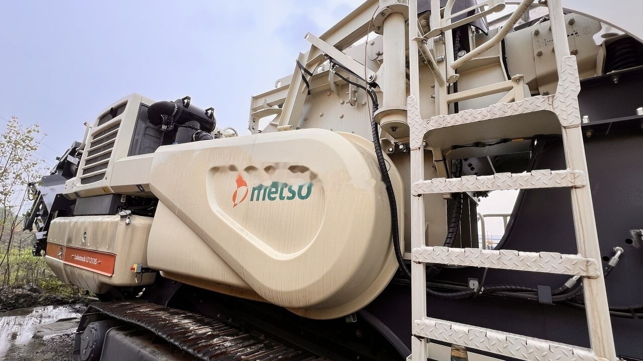Metso NEW Lokotrack LT1213S mobile horizontal impact crusher - كسارة متحركه: صورة 1 Metso NEW Lokotrack LT1213S mobile horizontal impact crusher - كسارة متحركه: صورة 1
