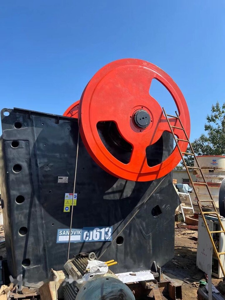 Sandvik USED CJ613 JAW CRUSHER - كسارة فكية: صورة 1 Sandvik USED CJ613 JAW CRUSHER - كسارة فكية: صورة 1