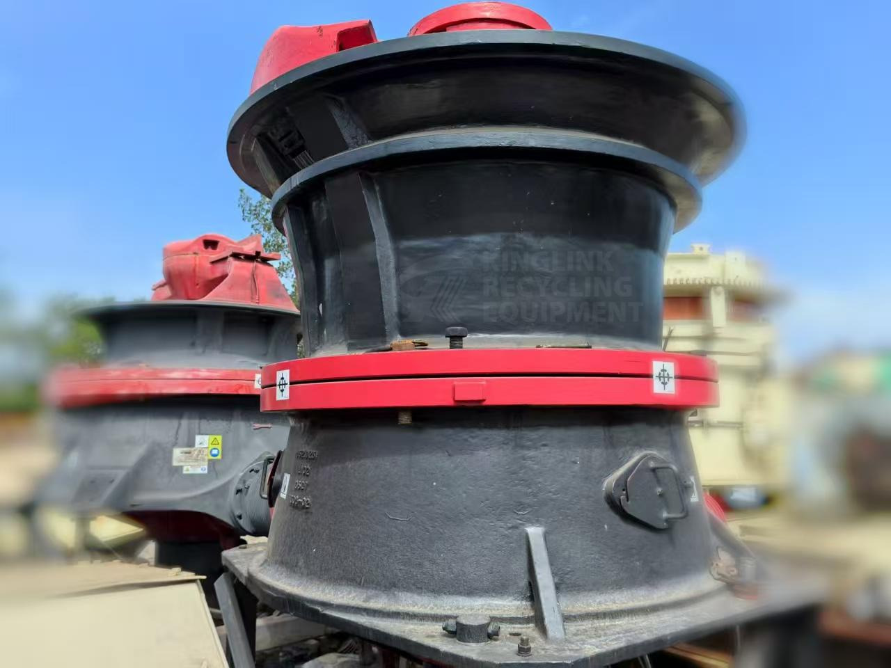 Sandvik Used CS440 Cone Crusher - كسارة مخرو: صورة 1 Sandvik Used CS440 Cone Crusher - كسارة مخرو: صورة 1