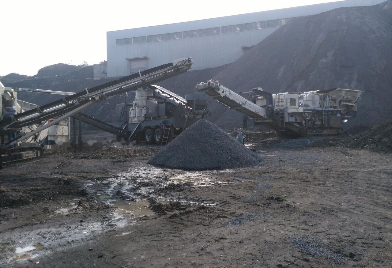 Terex 694+ Mobile screening machine - فرازة: صورة 2 Terex 694+ Mobile screening machine - فرازة: صورة 2