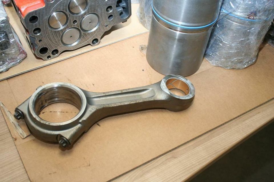 Pleuel für Scania DC 9, DC 11, DC 12, 1538038 - قضيب التوصيل: صورة 1 Pleuel für Scania DC 9, DC 11, DC 12, 1538038 - قضيب التوصيل: صورة 1