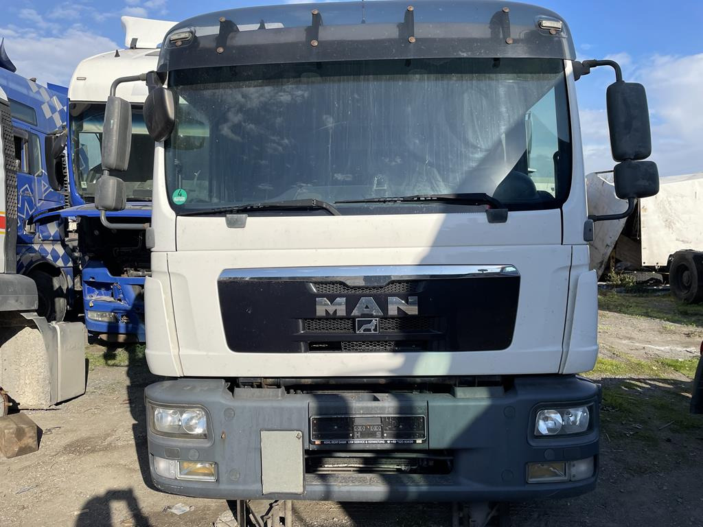 MAN TGL DOUBLE CAB 2012 - كابينة - شاحنة: صورة 2 MAN TGL DOUBLE CAB 2012 - كابينة - شاحنة: صورة 2