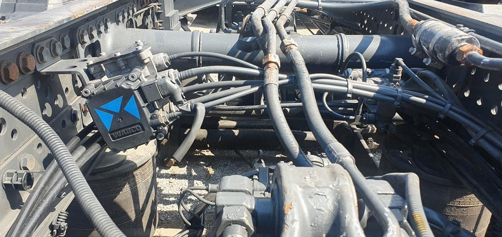 نقل الحركة - شاحنة MERCEDES-BENZ ACTROS MP4 - THIRD AXLE: صورة 15