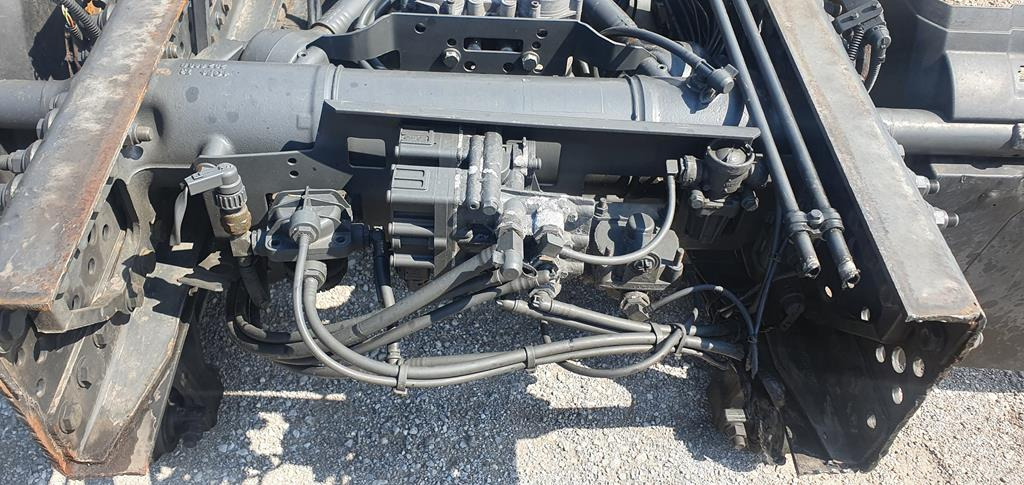 نقل الحركة - شاحنة MERCEDES-BENZ ACTROS MP4 - THIRD AXLE: صورة 6