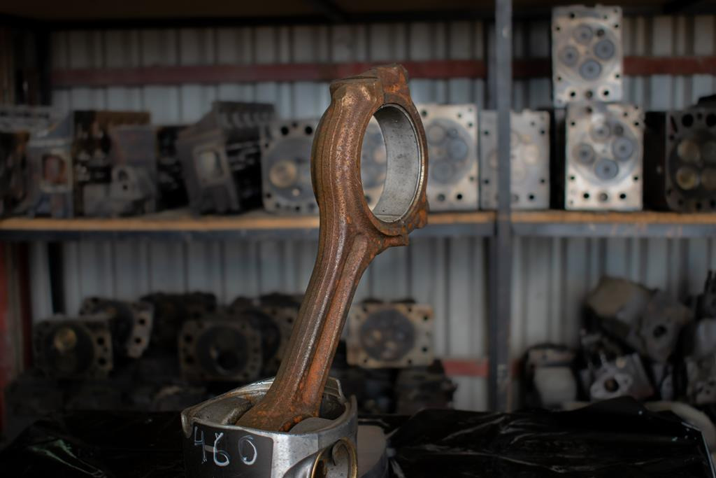 MERCEDES-BENZ AXOR EURO V WITH ENGINE CODE OM 460 - قضيب التوصيل - شاحنة: صورة 3 MERCEDES-BENZ AXOR EURO V WITH ENGINE CODE OM 460 - قضيب التوصيل - شاحنة: صورة 3