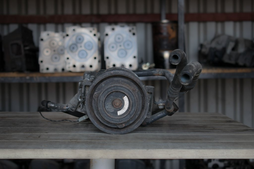 MERCEDES-BENZ AXOR OM 457 AC UNIT - جزء تكييف الهواء - شاحنة: صورة 1 MERCEDES-BENZ AXOR OM 457 AC UNIT - جزء تكييف الهواء - شاحنة: صورة 1