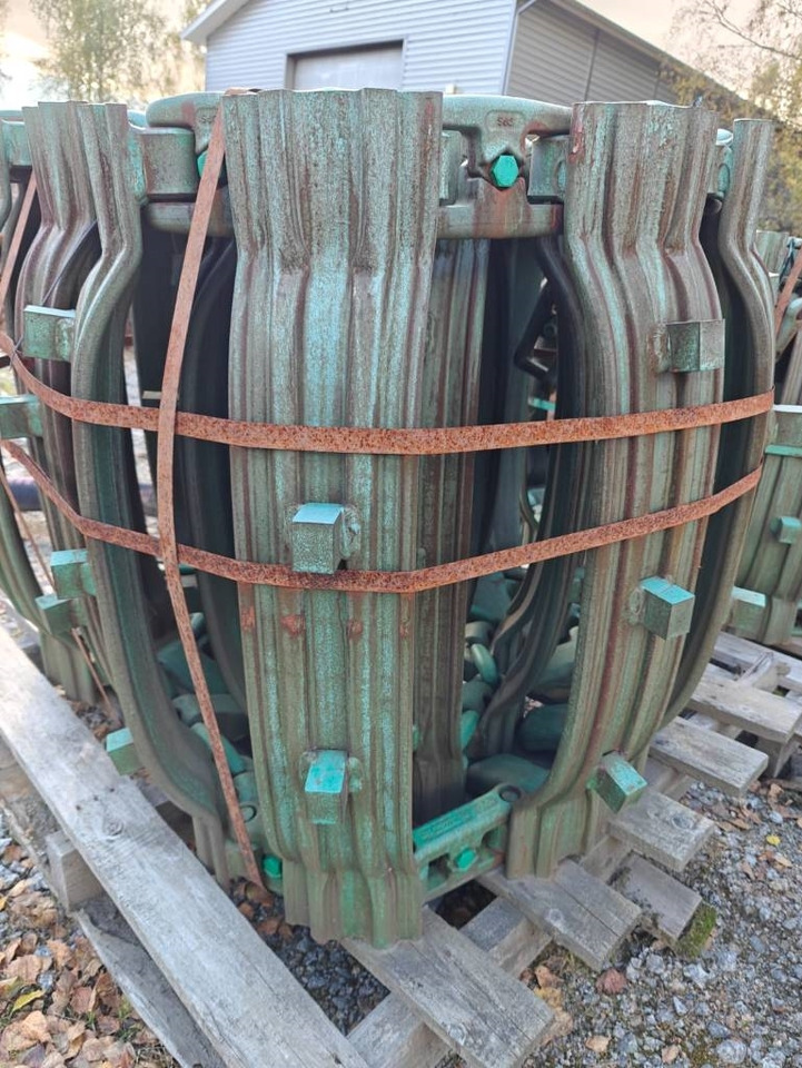Clark TXSG Wheel Tracks - مسارات - معدات الغابات: صورة 2 Clark TXSG Wheel Tracks - مسارات - معدات الغابات: صورة 2