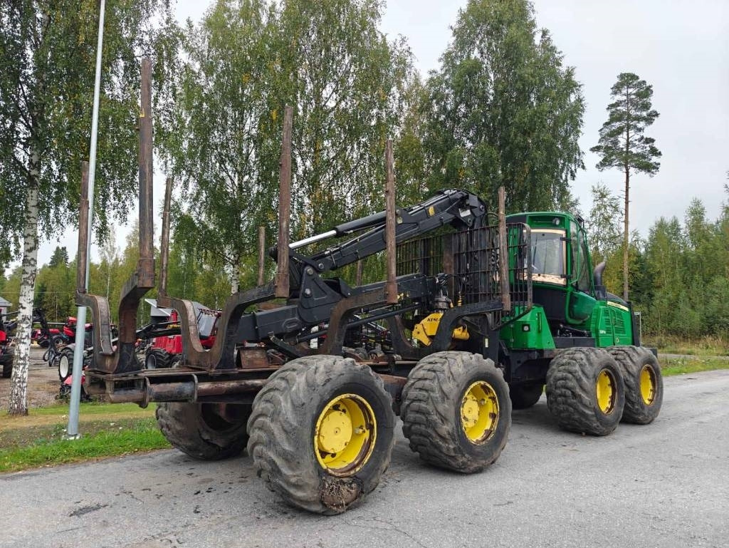 John Deere 1210 E  - حافلة الغابات: صورة 5 John Deere 1210 E  - حافلة الغابات: صورة 5