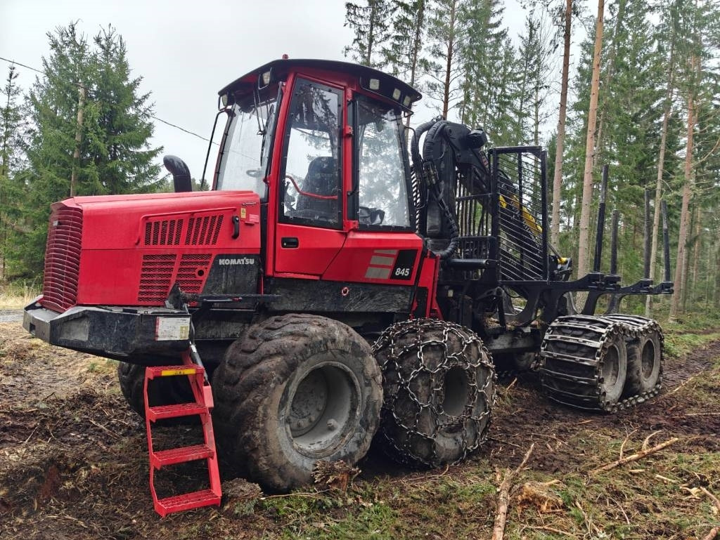 Komatsu 845 - حافلة الغابات: صورة 1 Komatsu 845 - حافلة الغابات: صورة 1