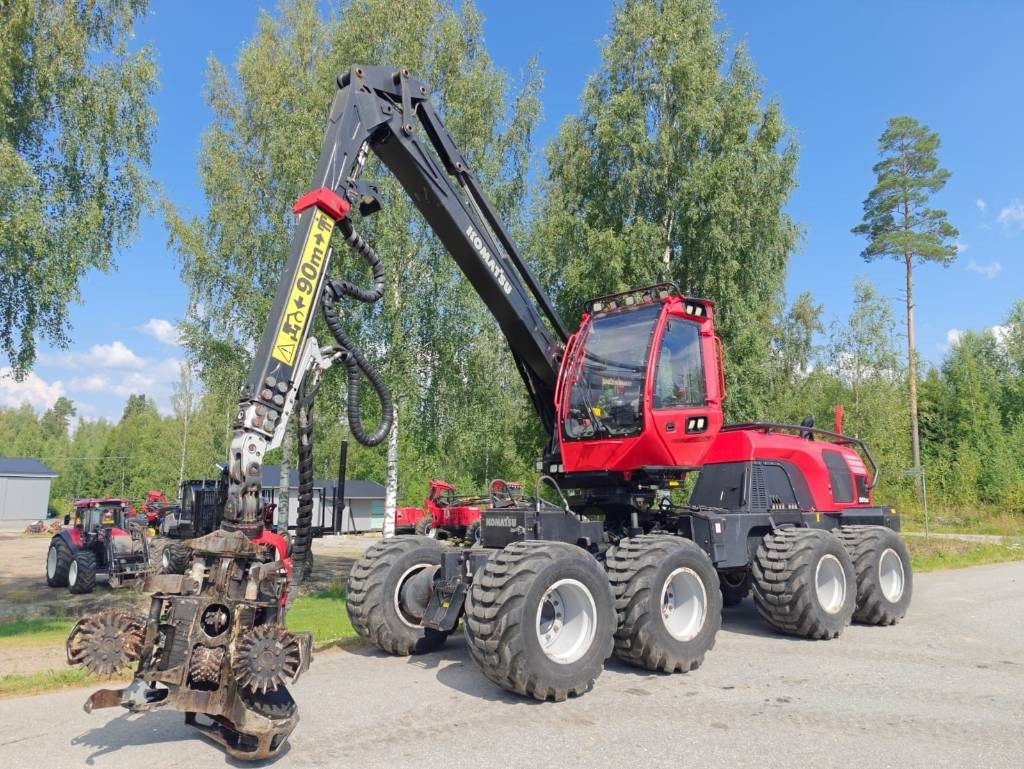 Komatsu 901 XC - حصادة الأخشاب: صورة 1 Komatsu 901 XC - حصادة الأخشاب: صورة 1