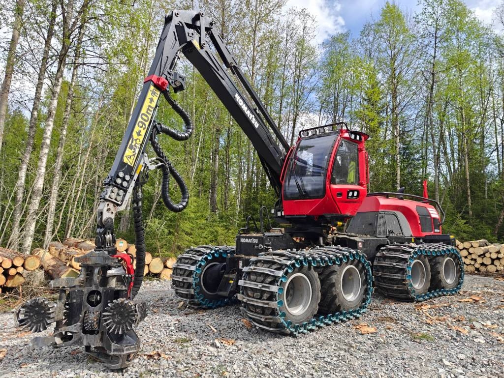 Komatsu 901 XC - حصادة الأخشاب: صورة 1 Komatsu 901 XC - حصادة الأخشاب: صورة 1