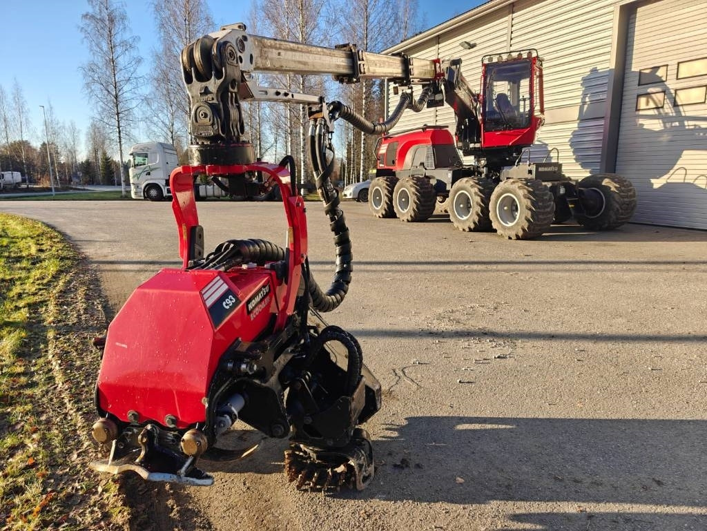 حصادة الأخشاب Komatsu 901 XC: صورة 11