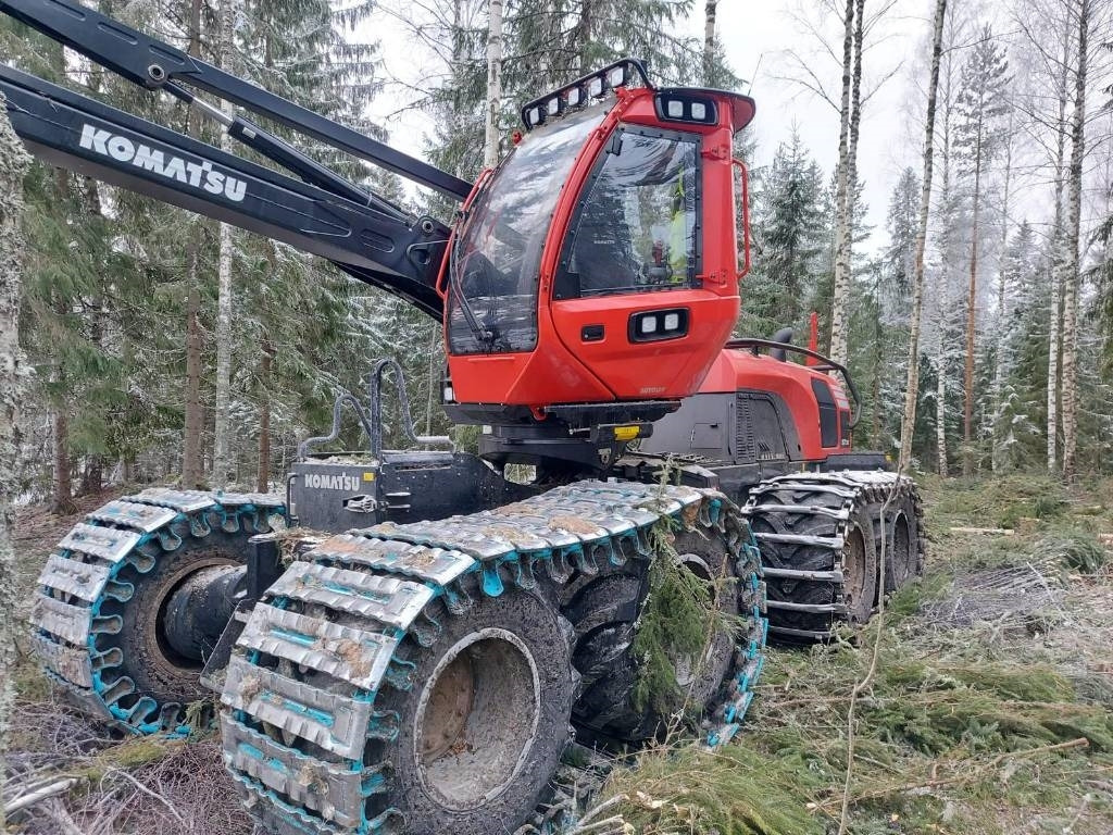 Komatsu 931 XC - حصادة الأخشاب: صورة 1 Komatsu 931 XC - حصادة الأخشاب: صورة 1