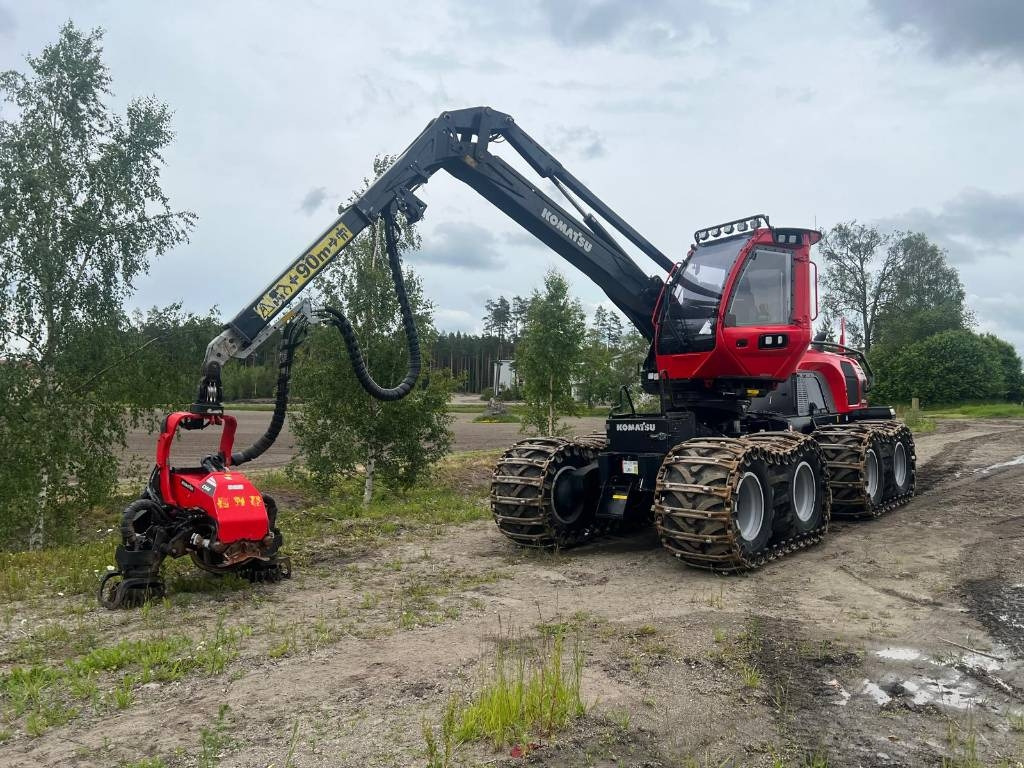 حصادة الأخشاب Komatsu 951 XC: صورة 1