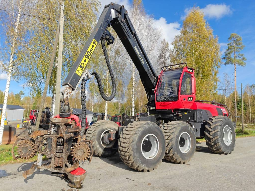 Komatsu 951 - حصادة الأخشاب: صورة 1 Komatsu 951 - حصادة الأخشاب: صورة 1