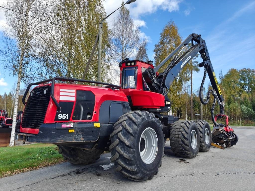 Komatsu 951 - حصادة الأخشاب: صورة 4 Komatsu 951 - حصادة الأخشاب: صورة 4