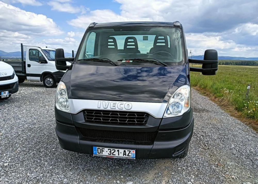 Iveco 35C13, 35C12, 35C14, 35C15 - شاحنة هيكل كابينة: صورة 4 Iveco 35C13, 35C12, 35C14, 35C15 - شاحنة هيكل كابينة: صورة 4