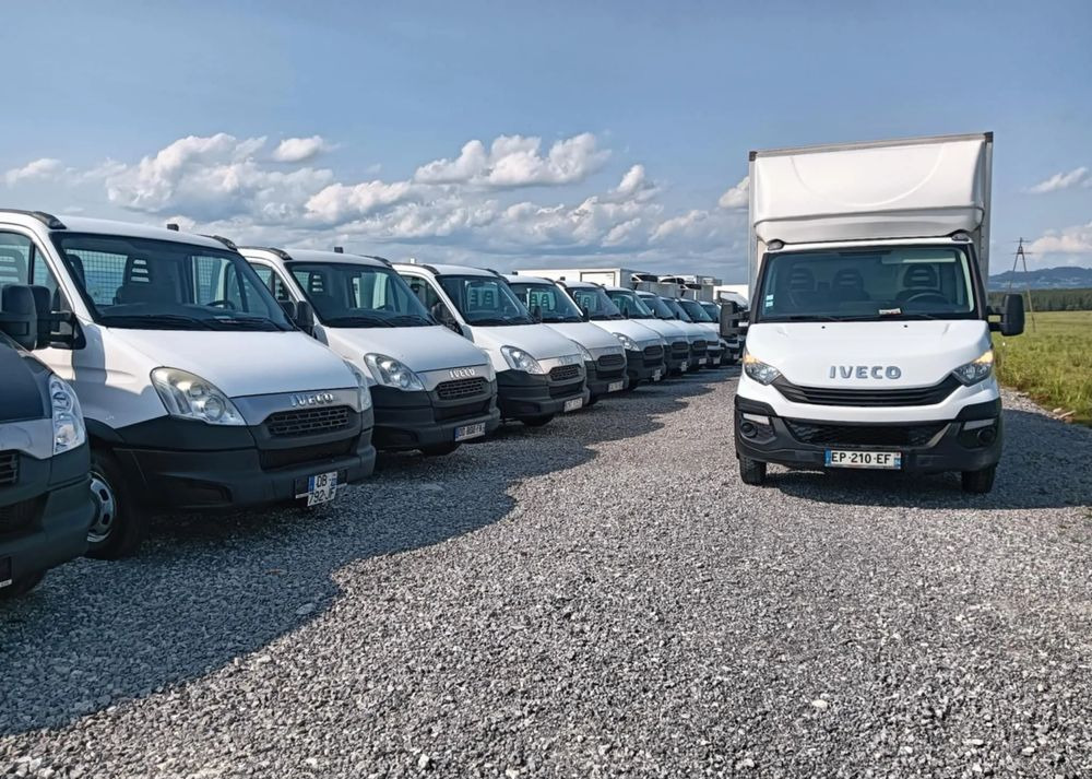 Iveco 35C14, 35C13, 35C15, 35C12 - شاحنة مغلقة الصندوق: صورة 4 Iveco 35C14, 35C13, 35C15, 35C12 - شاحنة مغلقة الصندوق: صورة 4