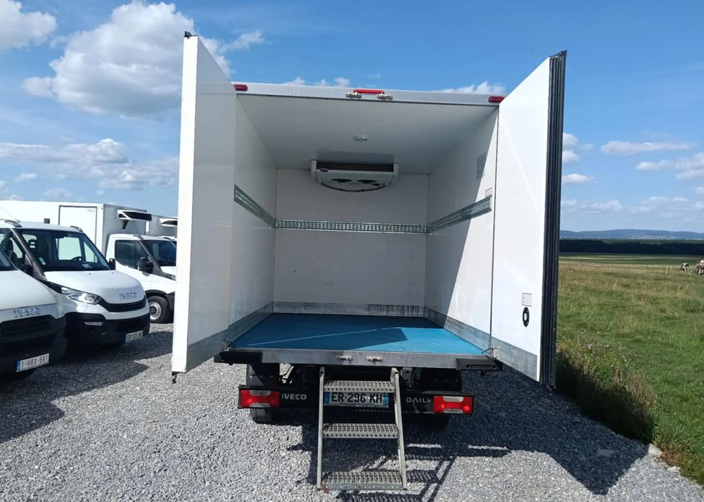 Iveco 35S16, 35S15, 35S14, 35S13, 35C13, 35C14 - شاحنة مُبرّدة للتوصيل: صورة 4 Iveco 35S16, 35S15, 35S14, 35S13, 35C13, 35C14 - شاحنة مُبرّدة للتوصيل: صورة 4