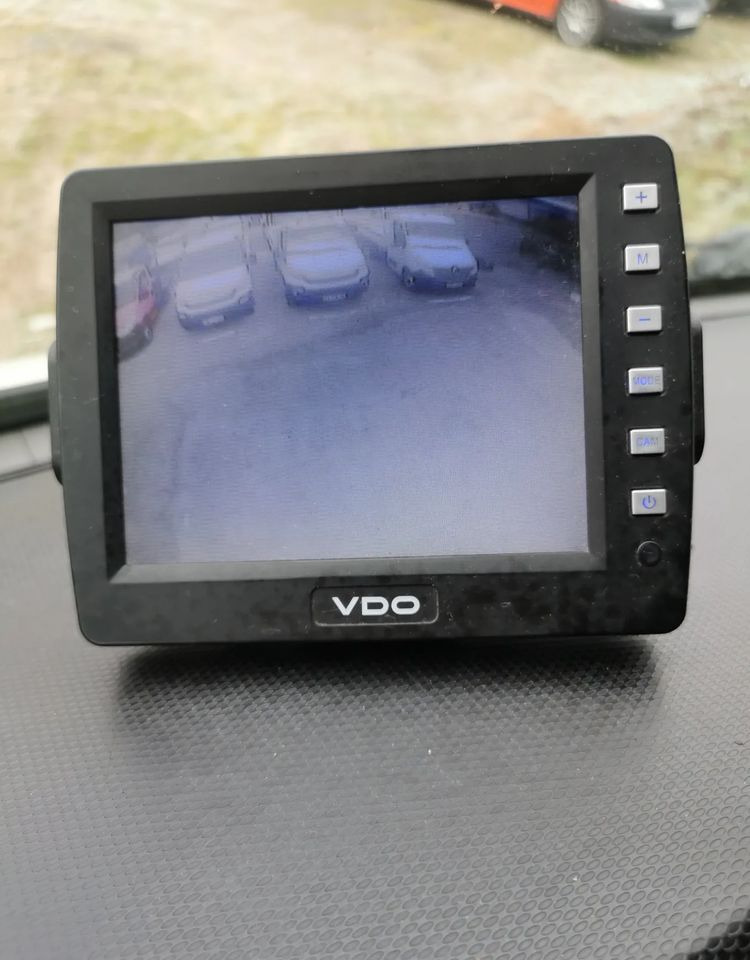 Iveco 3.0-150KM Daily 35C15 Kontener winda Dhollandia 750kg długi 35-150 Klimatyzacja długi rozstaw Iveco 3.0-150KM Daily 35C15 Kontener winda Dhollandia 750kg długi 35-150 Klimatyzacja długi rozstaw: صورة 14