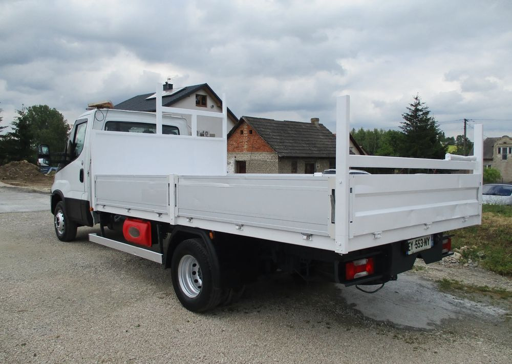 Iveco Daily 3.0 na bliźniaku 70C18 skrzynia, laweta, rama, HDS, 70-180 kiper - شاحنات مسطحة: صورة 5 Iveco Daily 3.0 na bliźniaku 70C18 skrzynia, laweta, rama, HDS, 70-180 kiper - شاحنات مسطحة: صورة 5