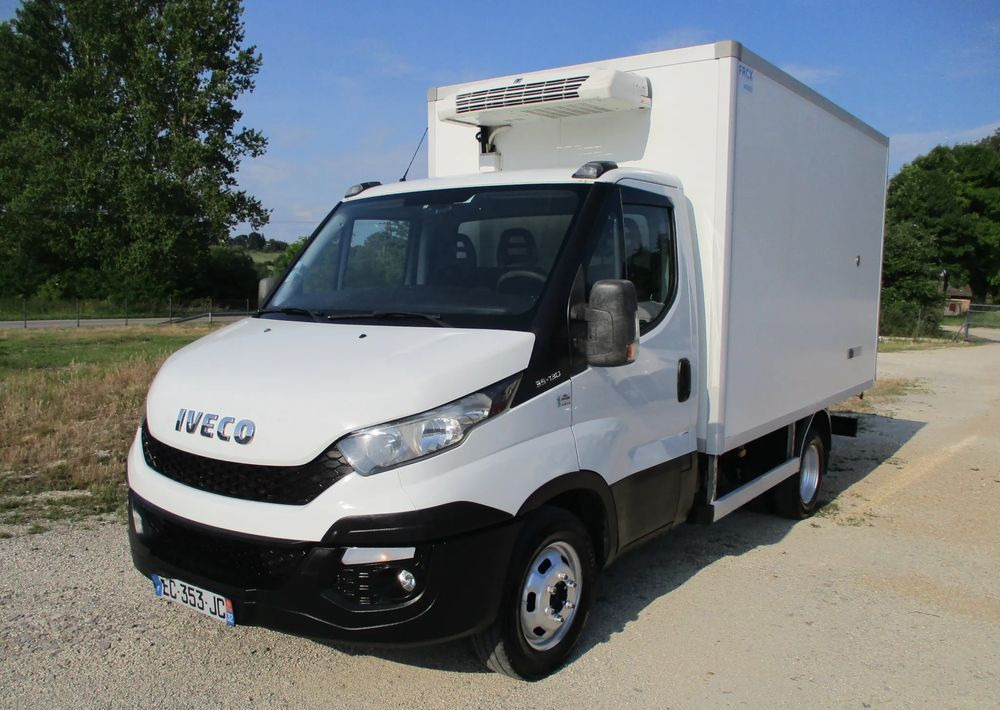 Iveco Daily 35C13 chłodnia Mroźnia na bliźniaku 35-130 Thermo King agregat - شاحنة مُبرّدة للتوصيل: صورة 1 Iveco Daily 35C13 chłodnia Mroźnia na bliźniaku 35-130 Thermo King agregat - شاحنة مُبرّدة للتوصيل: صورة 1