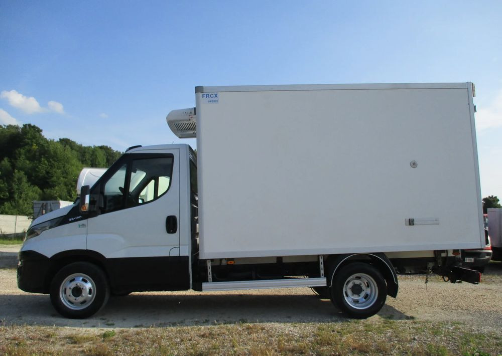 شاحنة مُبرّدة للتوصيل Iveco Daily 35C13 chłodnia Mroźnia na bliźniaku 35-130 Thermo King agregat: صورة 7
