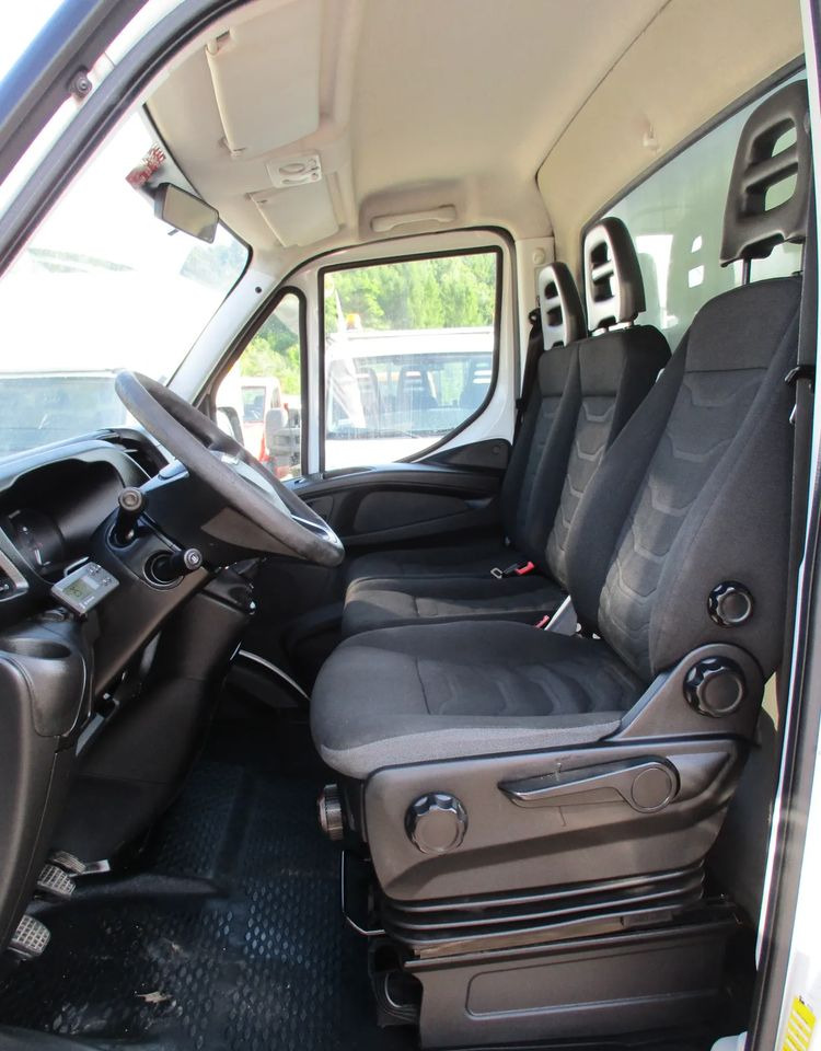 شاحنة مُبرّدة للتوصيل Iveco Daily 35C13 chłodnia Mroźnia na bliźniaku 35-130 Thermo King agregat: صورة 14