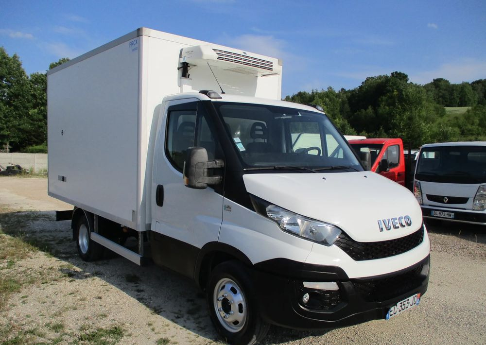Iveco Daily 35C13 chłodnia Mroźnia na bliźniaku 35-130 Thermo King agregat - شاحنة مُبرّدة للتوصيل: صورة 2 Iveco Daily 35C13 chłodnia Mroźnia na bliźniaku 35-130 Thermo King agregat - شاحنة مُبرّدة للتوصيل: صورة 2