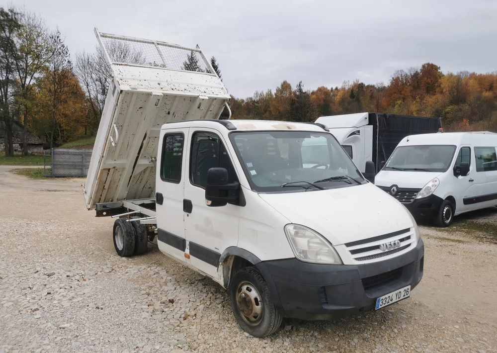 Iveco Daily 35C15 Brygadówka 3.0 - 150KM wywrotka Klimatyzacja Dubel hak kiper doka - قلاب صغير: صورة 1 Iveco Daily 35C15 Brygadówka 3.0 - 150KM wywrotka Klimatyzacja Dubel hak kiper doka - قلاب صغير: صورة 1