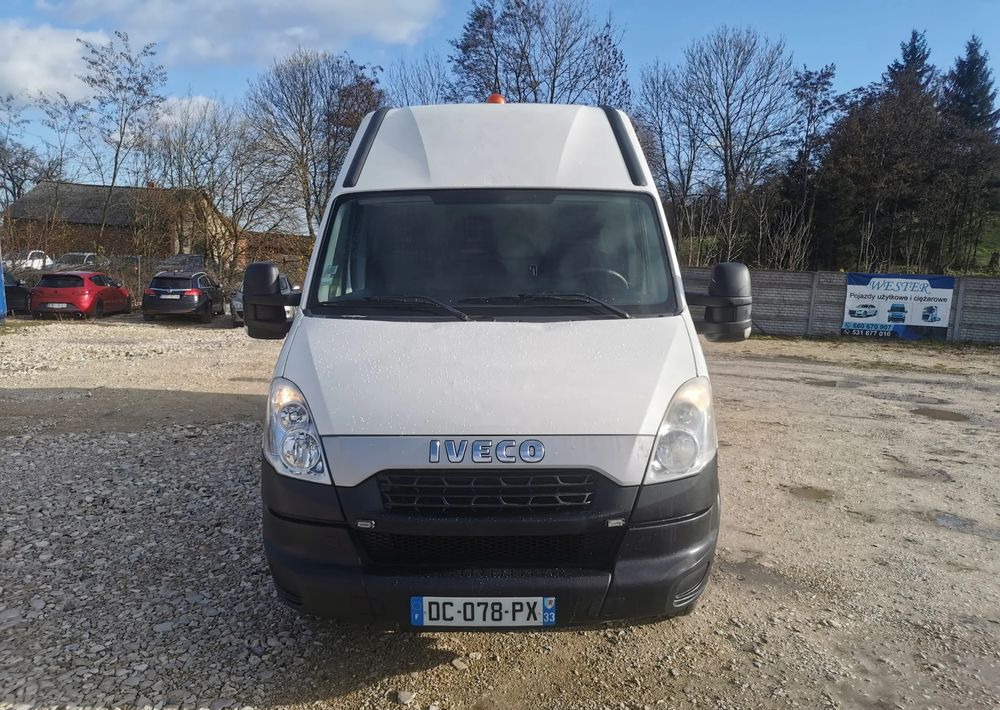 Iveco Daily 35C15 blaszak 3.0-150KM blizniak L3H3 długi Hak - فان: صورة 2 Iveco Daily 35C15 blaszak 3.0-150KM blizniak L3H3 długi Hak - فان: صورة 2
