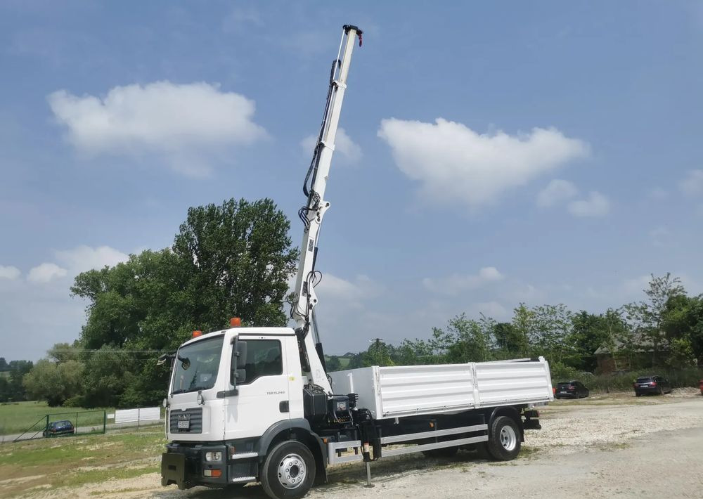 MAN TGM 15.240 Żuraw HDS HIAB + kiper wywrotka + Płyta czołowa Mały przebieg Klima - شاحنة قلاب: صورة 5 MAN TGM 15.240 Żuraw HDS HIAB + kiper wywrotka + Płyta czołowa Mały przebieg Klima - شاحنة قلاب: صورة 5